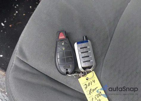 2014 Ram 1500 Express z USA, uszkodzony, nr VIN 1C6RR7KT0ES228225